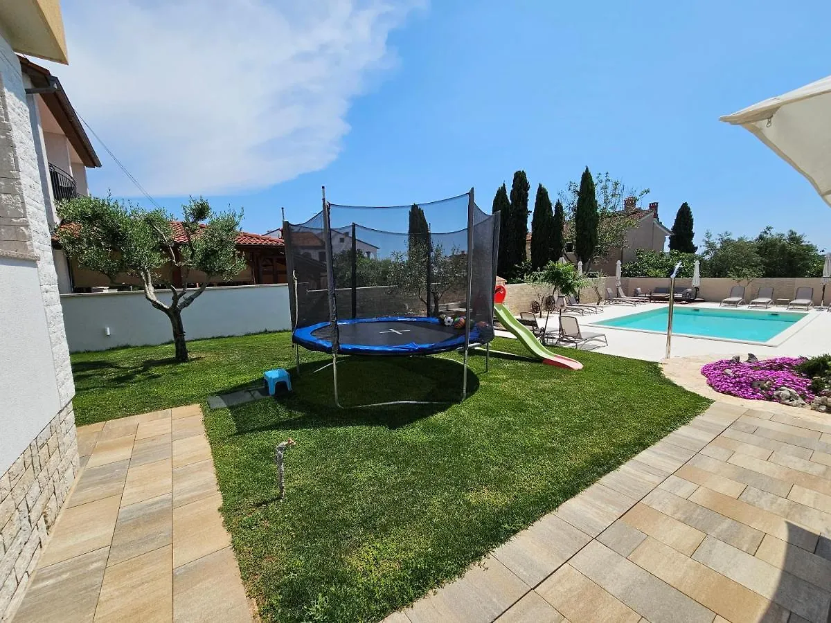 Apartmani Grzinic Rovinj 0*,  Chorwacja