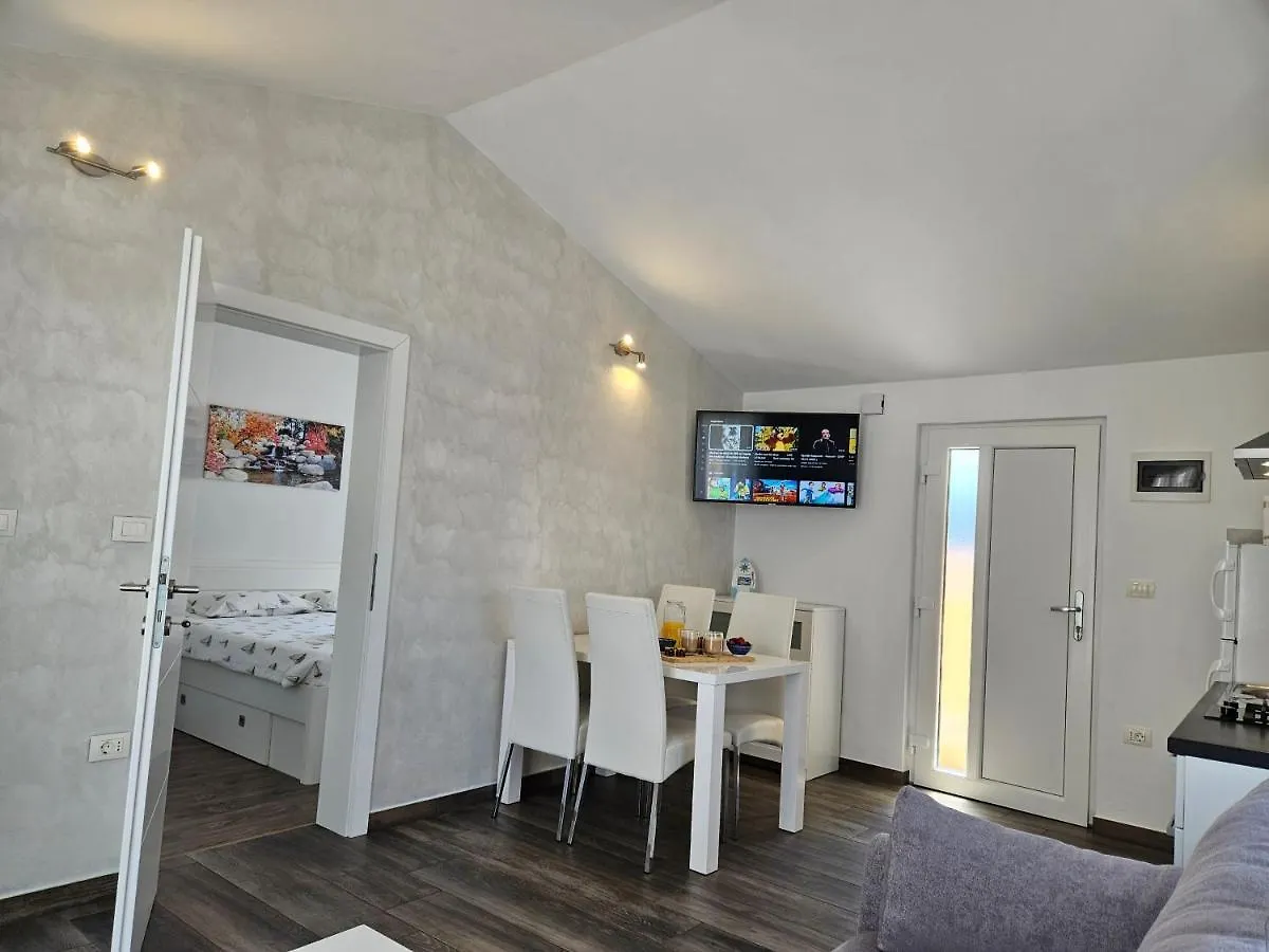 Apartmani Grzinic Rovinj 0*,